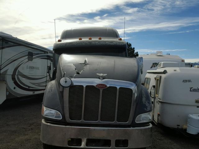 1XP7DB9X94D824123 - 2004 PETERBILT 387 GRAY photo 9