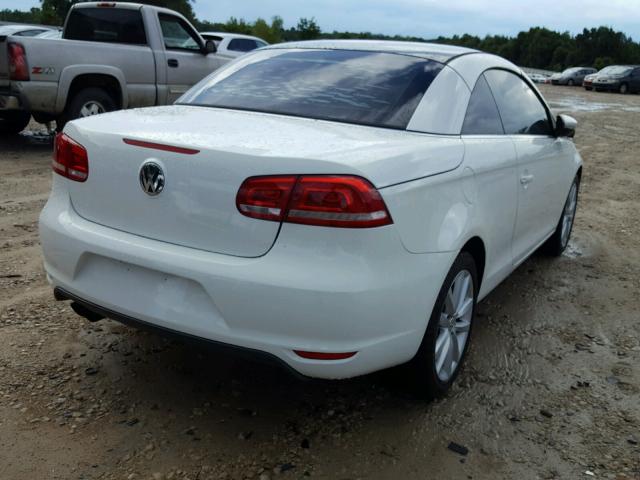 WVWBW7AH8CV000405 - 2012 VOLKSWAGEN EOS KOMFOR 白色 照片 4