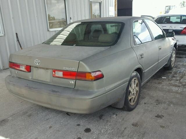 4T1BF22K6VU017043 - 1997 TOYOTA CAMRY CE GRAY photo 4