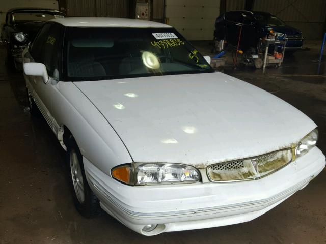 1G2HX52KXW4227941 - 1998 PONTIAC BONNEVILLE WHITE photo 1