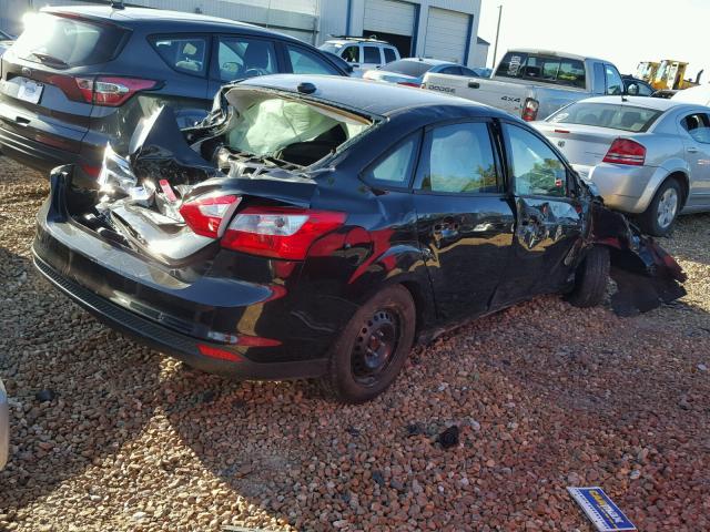 1FADP3E29DL352920 - 2013 FORD FOCUS S BLACK photo 4