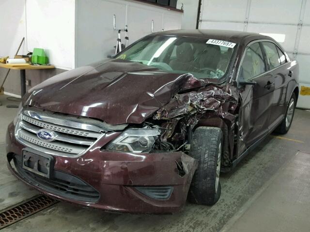 1FAHP2DW7BG102971 - 2011 FORD TAURUS SE BURGUNDY photo 2