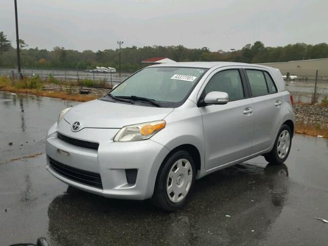 JTKKU104X9J034906 - 2009 TOYOTA SCION XD SILVER photo 2