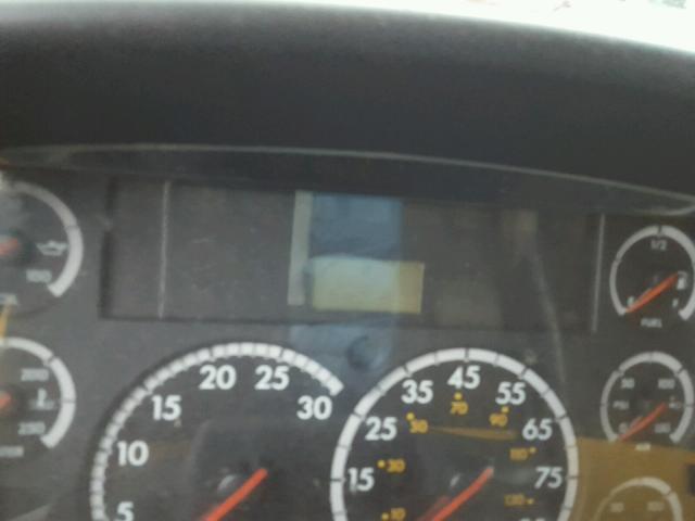 1FVACWDC27HY75843 - 2007 FREIGHTLINER M2 YELLOW photo 8