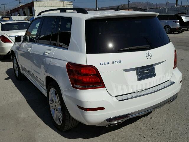 WDCGG5HB1FG348669 - 2015 MERCEDES-BENZ GLK WHITE photo 3