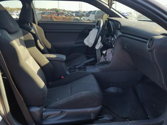 JTKJF5C74B3004524 - 2011 TOYOTA SCION TC 灰色 照片 5
