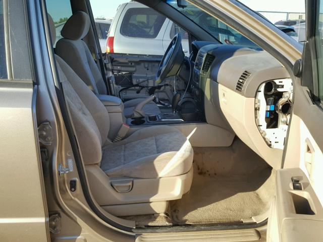 KNDJC735085852021 - 2008 KIA SORENTO EX TAN photo 5