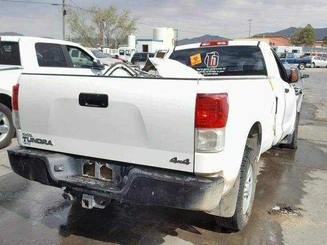 5TFMY5F11DX276305 - 2013 TOYOTA TUNDRA WHITE photo 4