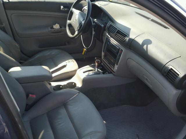 WVWRH63B63P118744 - 2003 VOLKSWAGEN PASSAT GLX BLUE photo 5