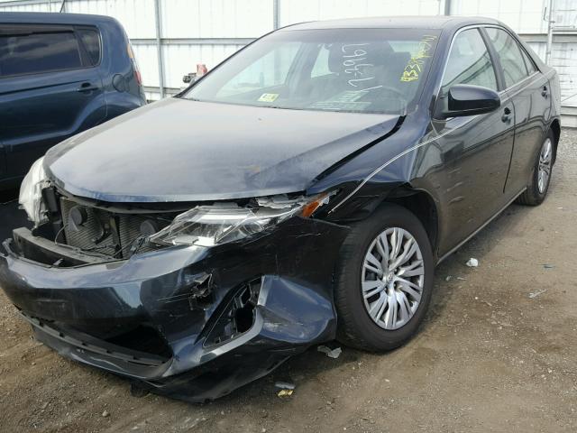 4T4BF1FK2DR320250 - 2013 TOYOTA CAMRY L BLUE photo 2