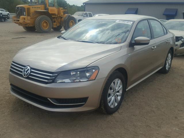 1VWAT7A32FC064655 - 2015 VOLKSWAGEN PASSAT S ოქროსფერი ფოტო 2