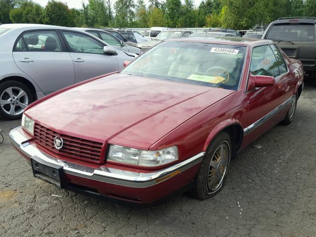 1G6ET1292RU600719 - 1994 CADILLAC ELDORADO T RED photo 2