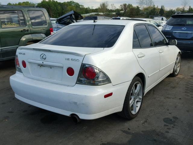 JTHBD192320055860 - 2002 LEXUS IS 300 WHITE photo 4