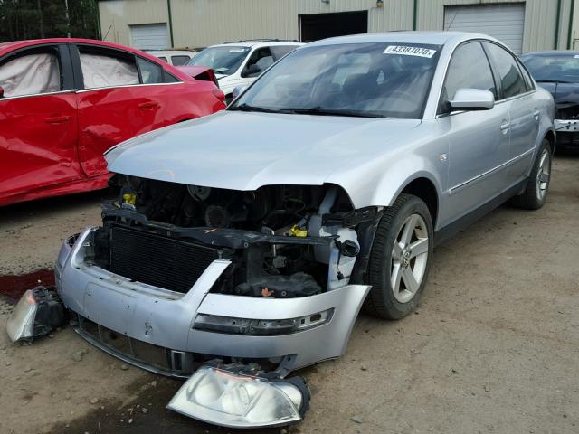 WVWTH63B24P009446 - 2004 VOLKSWAGEN PASSAT GLX SILVER photo 2