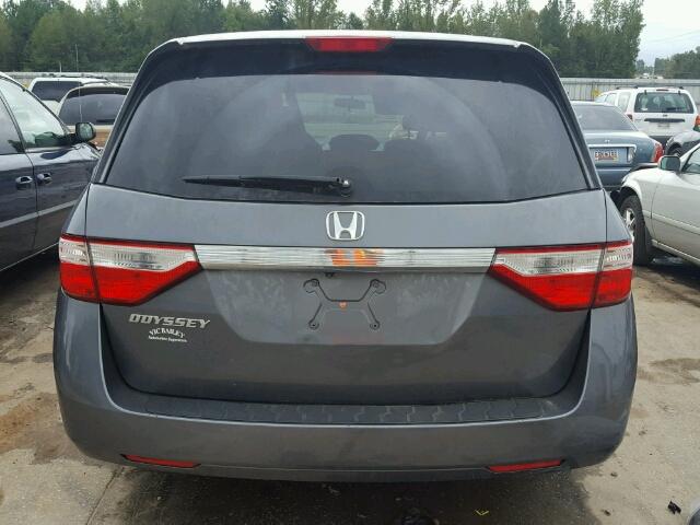 5FNRL5H41DB058449 - 2013 HONDA ODYSSEY GRAY photo 9