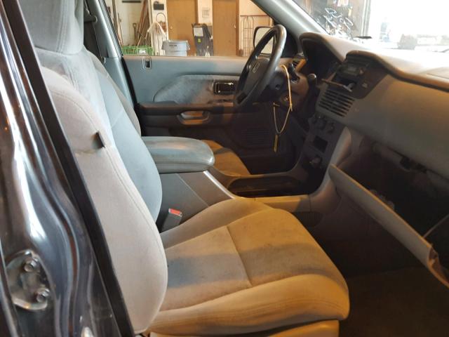 2HKYF18105H566142 - 2005 HONDA PILOT LX BLUE photo 5