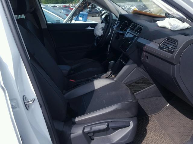 3VV2B7AX9JM019976 - 2018 VOLKSWAGEN TIGUAN SE Білий фото 5