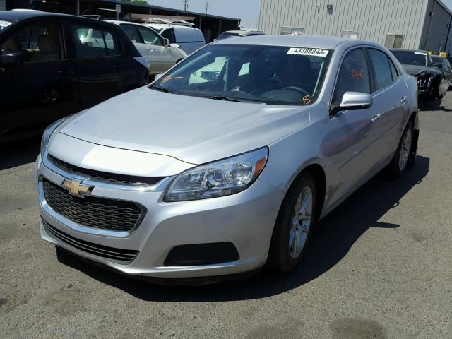 1G11C5SLXFF284462 - 2015 CHEVROLET MALIBU 1LT ვერცხლისფერი ფოტო 2