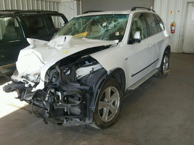 5UXFE835X7LZ45370 - 2007 BMW X5 4.8I WHITE photo 2