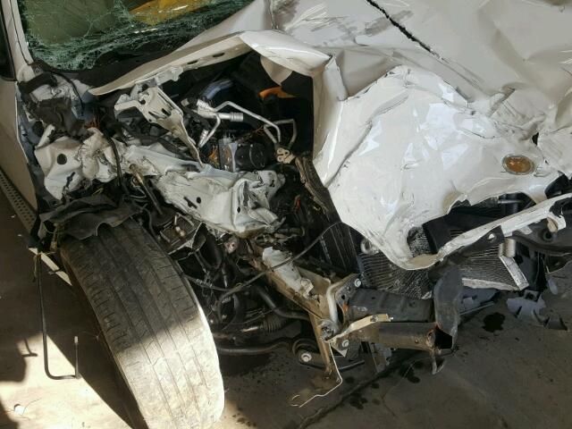 5UXFE835X7LZ45370 - 2007 BMW X5 4.8I WHITE photo 9