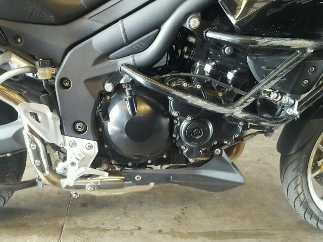 SMT700PD2AT439600 - 2010 TRIUMPH MOTORCYCLE TIGER BLACK photo 7