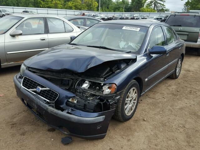 YV1RS61T232283503 - 2003 VOLVO S60 Niebieski zdjęcie 2