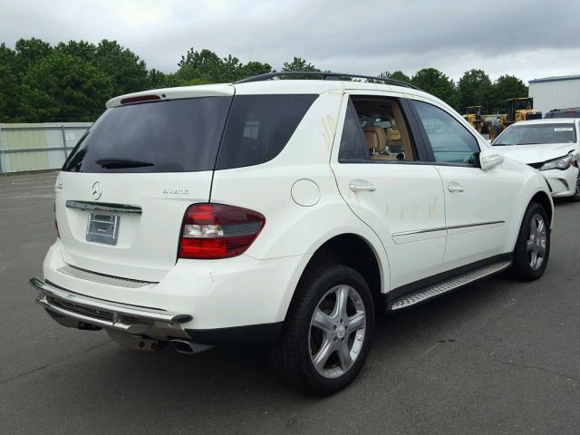 4JGBB86E38A408725 - 2008 MERCEDES-BENZ ML 350 WHITE photo 4