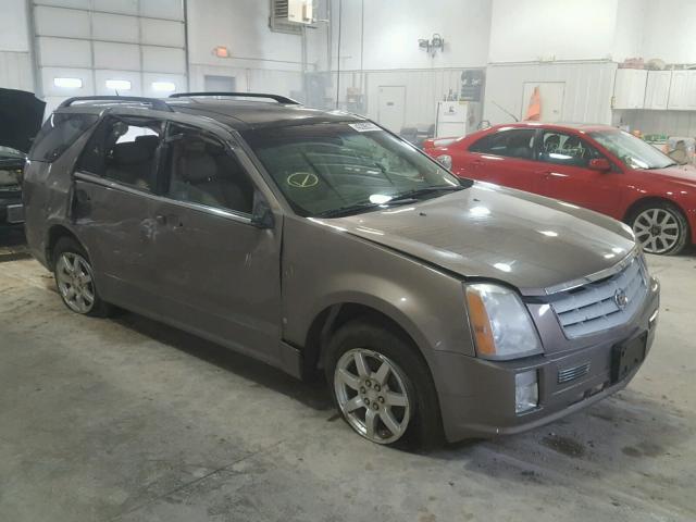 1GYEE637360203793 - 2006 CADILLAC SRX GOLD photo 1