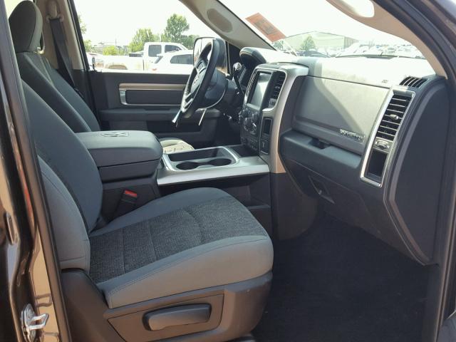 3C6UR5JLXHG767902 - 2017 RAM 2500 SLT GRAY photo 5