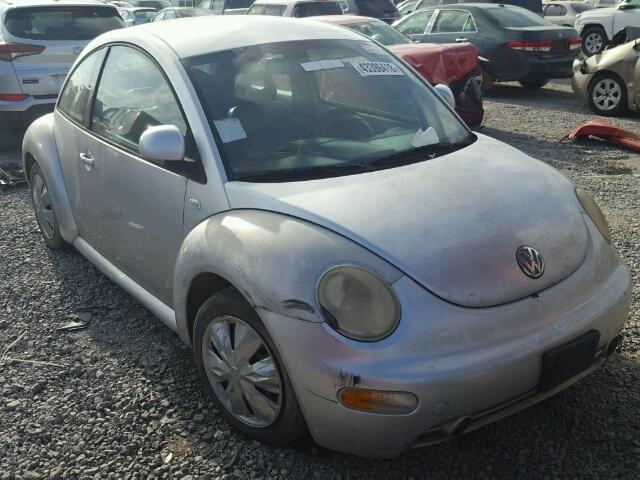 3VWCA21CXYM423057 - 2000 VOLKSWAGEN NEW BEETLE 银色 照片 1
