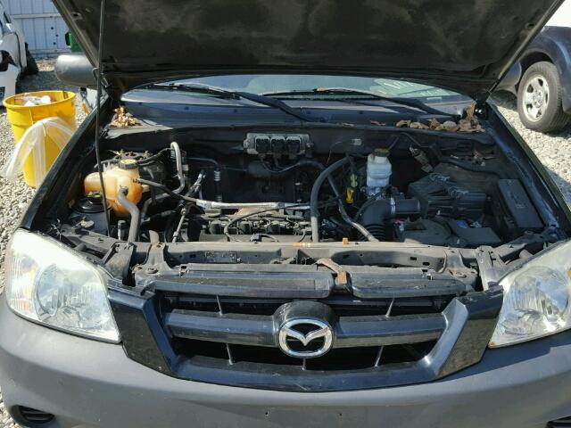 4F2YZ92Z05KM11208 - 2005 MAZDA TRIBUTE I BLACK photo 7