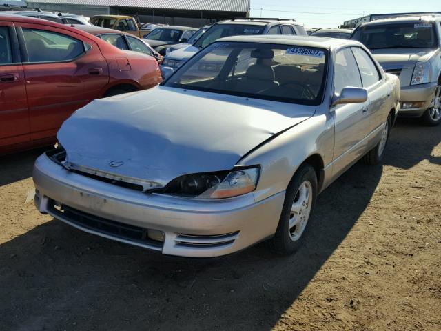 JT8BF12G2T0177448 - 1996 LEXUS ES GOLD photo 2