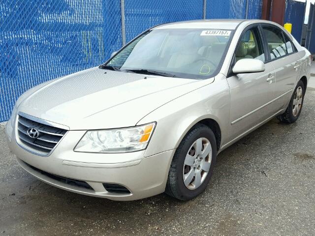 5NPET46C39H482193 - 2009 HYUNDAI SONATA BEIGE photo 2