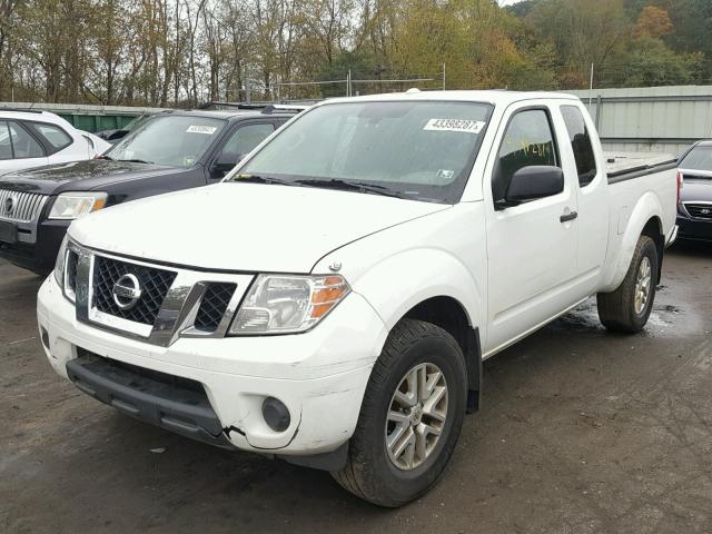 1N6AD0CW0FN707620 - 2015 NISSAN FRONTIER WHITE photo 2