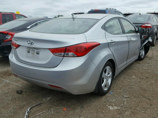 5NPDH4AE9DH247781 - 2013 HYUNDAI ELANTRA GL SILVER photo 4