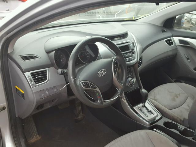 5NPDH4AE9DH247781 - 2013 HYUNDAI ELANTRA GL SILVER photo 9