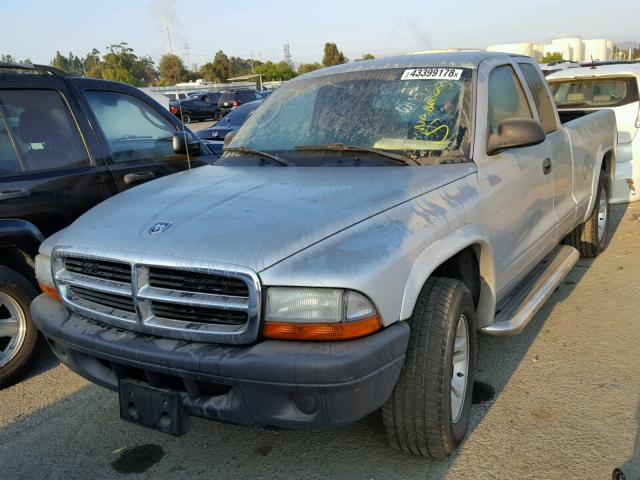 1D7GL12K44S639654 - 2004 DODGE DAKOTA SXT SILVER photo 2