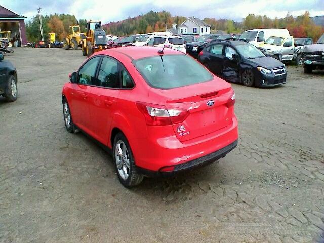 1FADP3F20DL258035 - 2013 FORD FOCUS SE RED photo 3