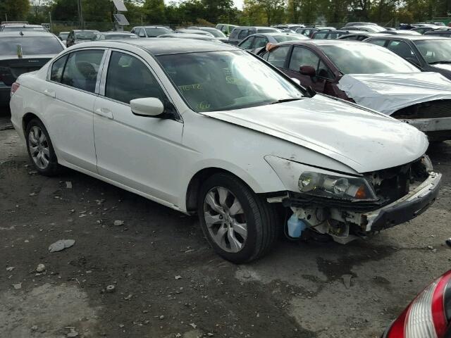 1HGCP26428A138399 - 2008 HONDA ACCORD WHITE photo 1