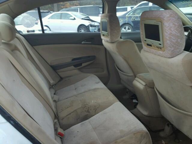 1HGCP26428A138399 - 2008 HONDA ACCORD WHITE photo 6