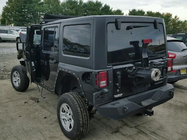 1C4BJWDG6GL233762 - 2016 JEEP WRANGLER U BLACK photo 3