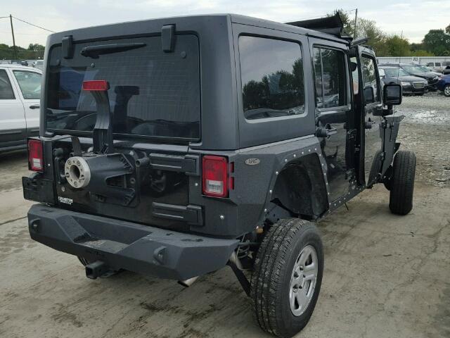 1C4BJWDG6GL233762 - 2016 JEEP WRANGLER U BLACK photo 4