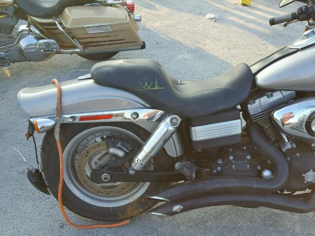 1HD1GY4199K323318 - 2009 HARLEY-DAVIDSON FXDF GRAY photo 9