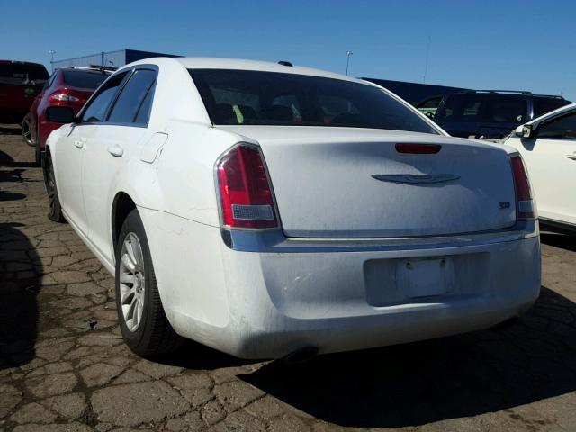 2C3CCAAGXEH280359 - 2014 CHRYSLER 300 WHITE photo 3