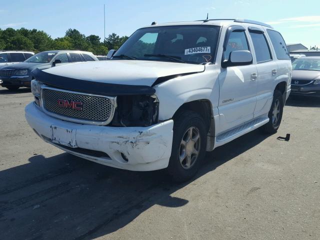 1GKEK63U14J216333 - 2004 GMC YUKON WHITE photo 2