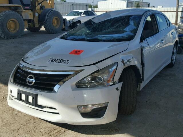 1N4AL3AP4DN574091 - 2013 NISSAN ALTIMA WHITE photo 2