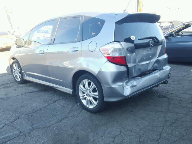 JHMGE884X9C007604 - 2009 HONDA FIT SPORT GRAY photo 3