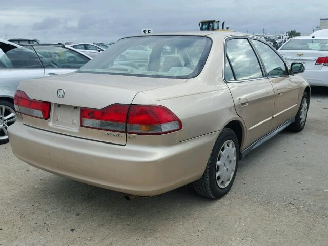 1HGCG56411A080678 - 2001 HONDA ACCORD LX GOLD photo 4