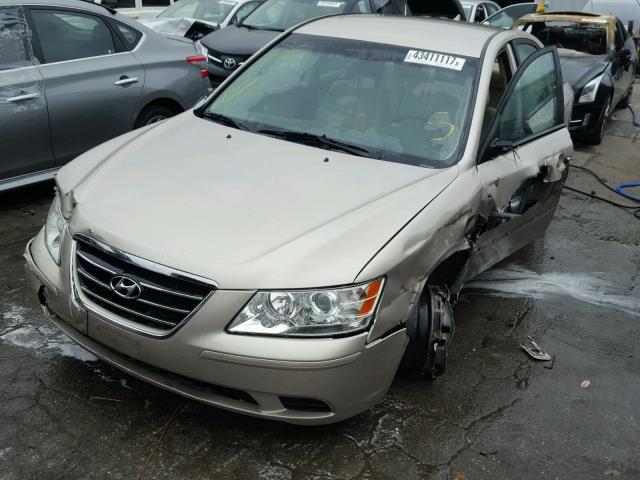 5NPET4AC4AH612056 - 2010 HYUNDAI SONATA GLS GOLD photo 2