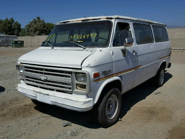 1GCGG35M1F7168625 - 1985 CHEVROLET G30 WHITE photo 2